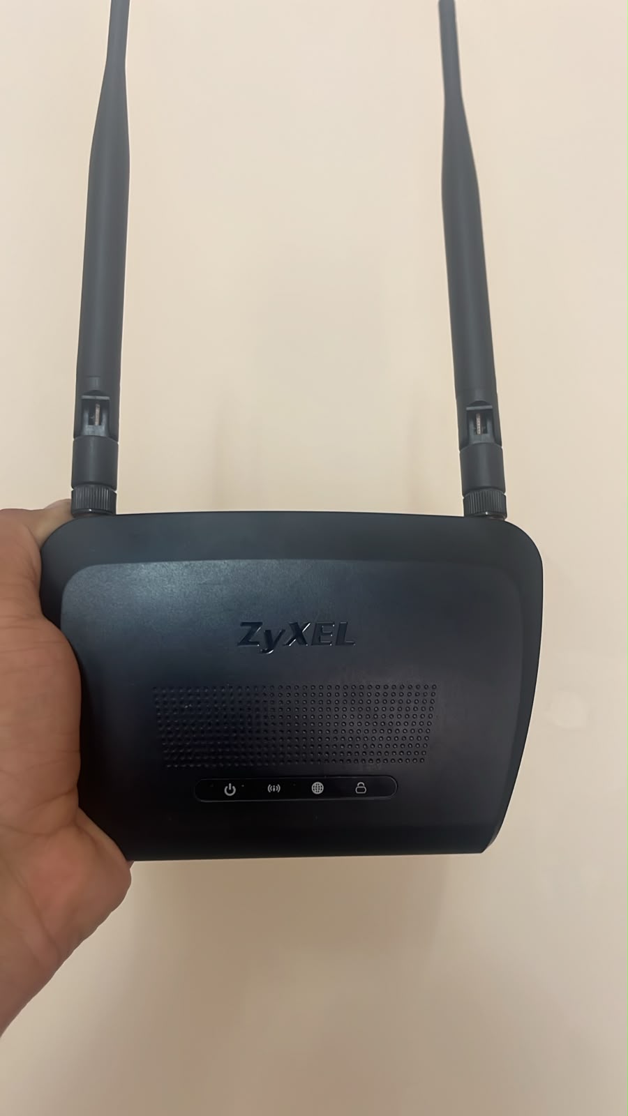 ZyXEL NBG-418N v2 Kablosuz Router